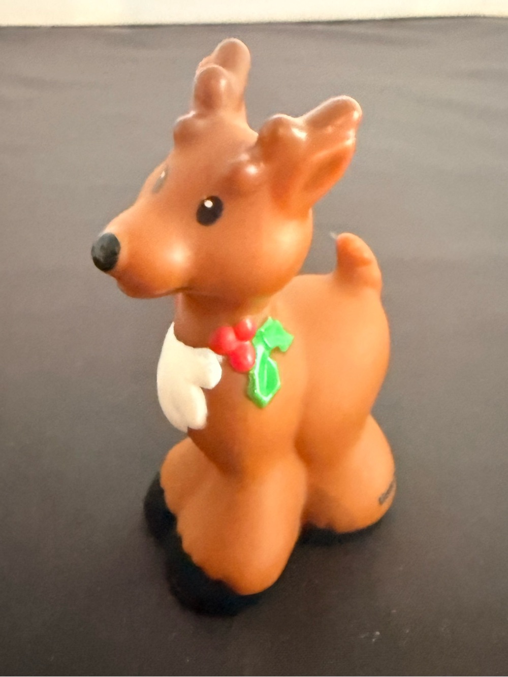 Fisher Price Little People REINDEER Holly Berry Christmas toy